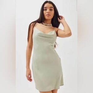 Urban Outfitters Mallory Cowl Neck Satin Slip Moss Green
Dress Size L